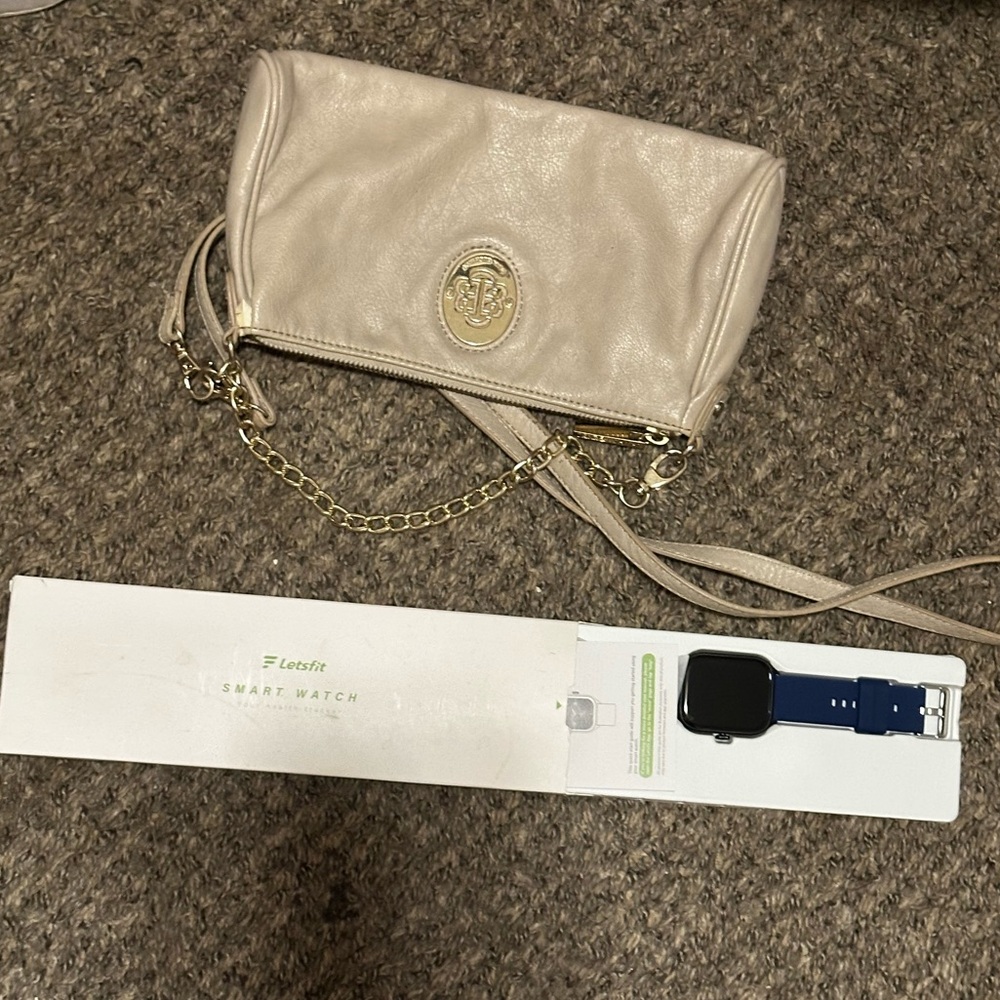 Elegant Cream Leather Clutch